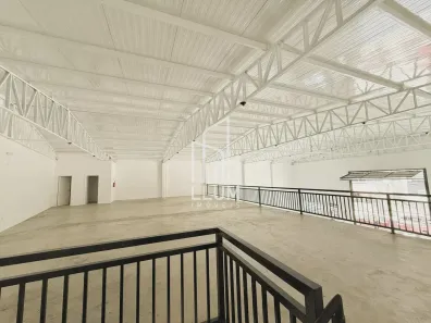 Galpão / Depósito / Armazém para alugar, 632m² no Rio Pequeno, Camboriú