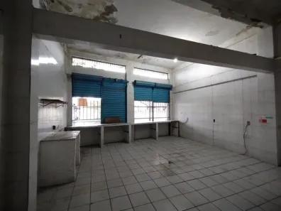 Loja / Salão / Ponto Comercial com 1 Quarto à venda, 1m² no Metrópole, Nova Iguaçu