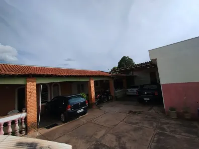 Casa com 2 Quartos à venda, 258m² no Vila Ipiranga, Bauru
