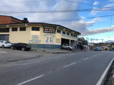 Galpão / Depósito / Armazém à venda, 258m² no Jardim Toledo, Votorantim