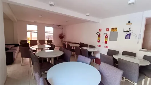 Apartamento com 3 Quartos para alugar, 63m² no Curicaca, Caucaia