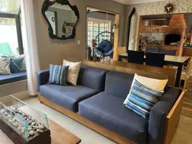 Sobrado com 3 Quartos à venda, 190m² no Jardim Colibri, Embu das Artes