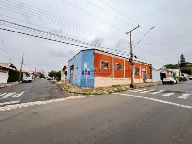 Loja / Salão / Ponto Comercial à venda, 194m² no Vila Queiroz, Araras