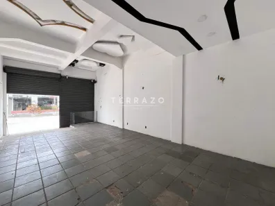 Galpão / Depósito / Armazém para alugar, 265m² no Várzea, Teresópolis