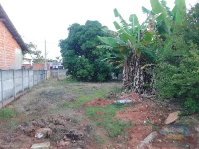 Terreno / Lote / Condomínio à venda, 660m² no Centro, Araçoiaba da Serra