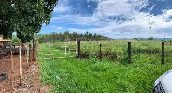 Fazenda / Sítio / Chácara com 5 Quartos à venda, 120m² no Machados, Araraquara
