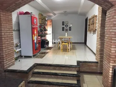 Casa com 6 Quartos à venda, 1800m² no Setor Jardim Imperial, Trindade