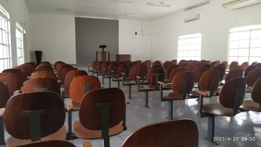 Conjunto Comercial / Sala com 1 Quarto à venda, 193m² no Maria Leite, Corumbá