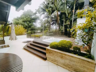 Casa com 3 Quartos para alugar, 380m² no Do Salto, Blumenau