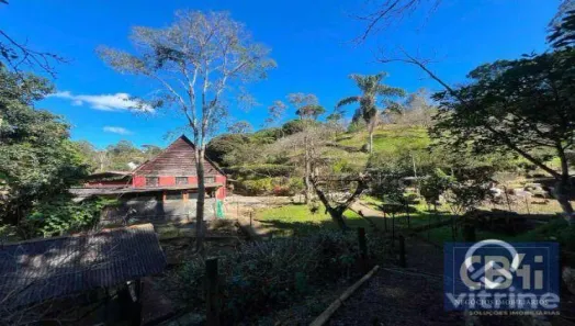 Fazenda / Sítio / Chácara com 3 Quartos à venda, 200m² no Braunes, Nova Friburgo