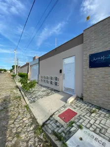 Casa de Condomínio com 2 Quartos para alugar, 65m² no Icaraí, Caucaia