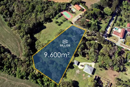 Fazenda / Sítio / Chácara com 2 Quartos à venda, 90m² no Fazendinha, Campo Largo