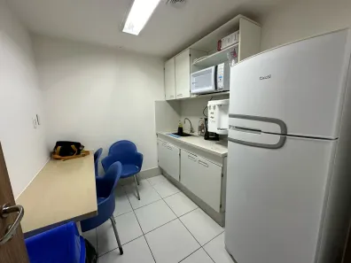 Andar / Laje corporativa com 7 Quartos à venda, 300m² no Cabula, Salvador