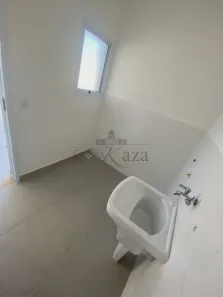 Casa de Condomínio com 3 Quartos para venda ou aluguel, 158m² no Bairro do Grama, Caçapava