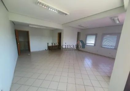 Conjunto Comercial / Sala para alugar, 42m² no Centro, Jundiaí