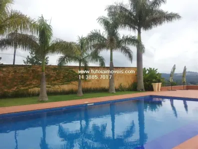 Fazenda / Sítio / Chácara com 6 Quartos à venda, 1100m² no , Mairinque
