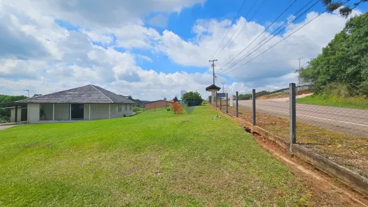 Fazenda / Sítio / Chácara com 3 Quartos à venda, 120m² no Área Rural de Araucária, Araucária