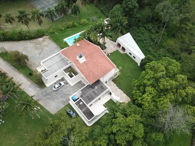 Fazenda / Sítio / Chácara com 5 Quartos à venda, 1000m² no Vila Mike, São Roque