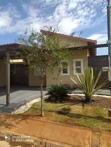 Casa de Condomínio com 3 Quartos para alugar, 100m² no Jardim Decolores, Trindade