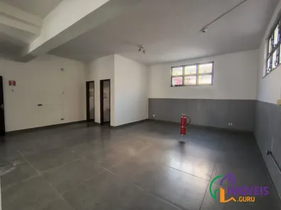 Loja / Salão / Ponto Comercial para alugar, 110m² no Centro, Atibaia