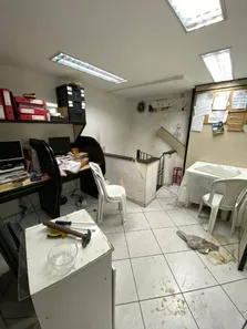 Loja / Salão / Ponto Comercial à venda, 56m² no Centro, Nova Iguaçu