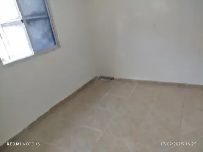Casa de Vila com 1 Quarto para alugar, 30m² no Santa Terezinha, Mesquita