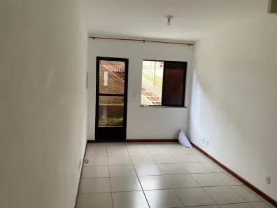 Apartamento com 2 Quartos para alugar, 75m² no São Sebastião, Petrópolis