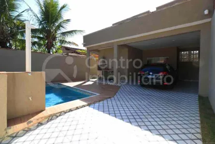 Casa com 3 Quartos à venda, 150m² no Belmira Novaes, Peruíbe
