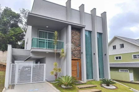 Sobrado com 3 Quartos à venda, 250m² no Campo Pequeno, Colombo