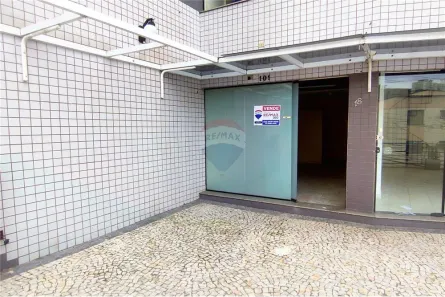 Loja / Salão / Ponto Comercial à venda, 40m² no Cascatinha, Juiz de Fora