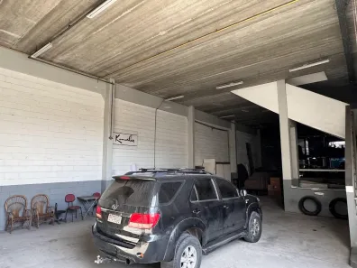 Galpão / Depósito / Armazém para alugar, 1200m² no Jardim Alvorada, Jandira