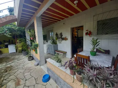 Casa com 4 Quartos à venda, 150m² no Parque Paulista, Duque de Caxias