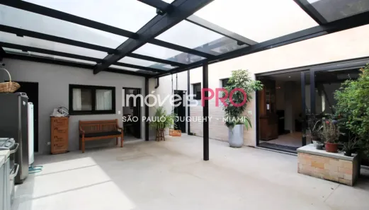 Casa de Vila com 3 Quartos à venda, 275m² no Moema, São Paulo