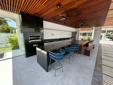 Casa de Condomínio com 5 Quartos à venda, 750m² no Arembepe (Abrantes), Camaçari