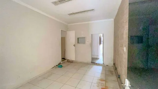 Loja / Salão / Ponto Comercial para alugar, 34m² no Centro (Vila Inhomirim), Magé