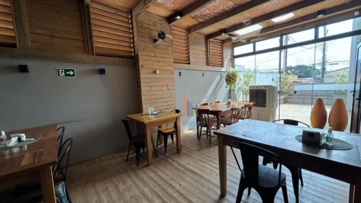 Loja / Salão / Ponto Comercial para venda ou aluguel, 360m² no Centro, Araras