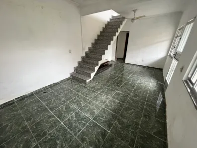 Sobrado com 3 Quartos à venda, 400m² no Edson Passos, Mesquita