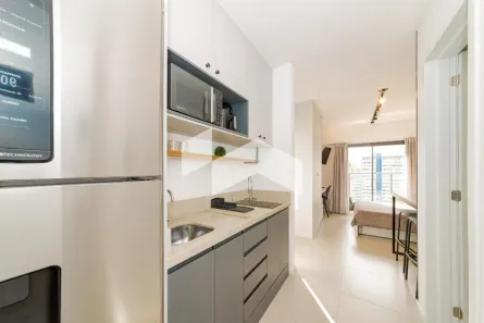 Apartamento com 1 Quarto para alugar, 30m² no Centro, Curitiba
