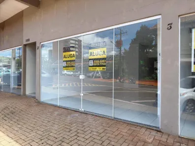 Conjunto Comercial / Sala para alugar, 83m² no Centro, Toledo