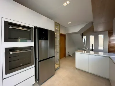 Casa de Condomínio com 4 Quartos à venda, 420m² no Residencial Park I, Vespasiano