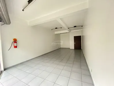 Conjunto Comercial / Sala para alugar, 35m² no Água Verde, Blumenau