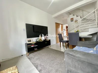 Casa de Condomínio com 2 Quartos à venda, 82m² no Tomazetti, Santa Maria