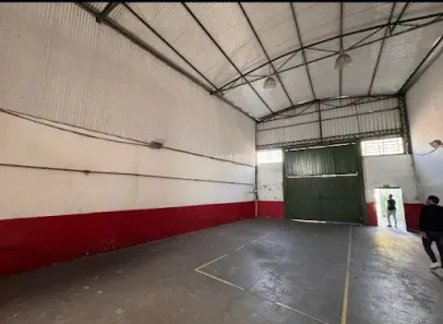 Galpão / Depósito / Armazém para alugar, 200m² no Vila Pompéia, Campinas