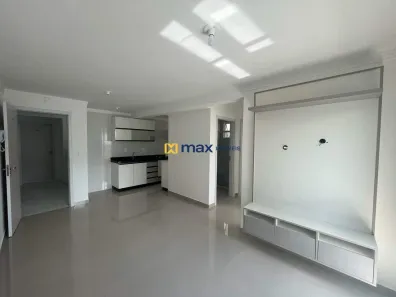 Apartamento com 2 Quartos para alugar, 53m² no Cedro, Camboriú