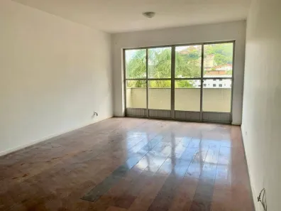 Apartamento com 3 Quartos à venda, 120m² no Valparaíso, Petrópolis