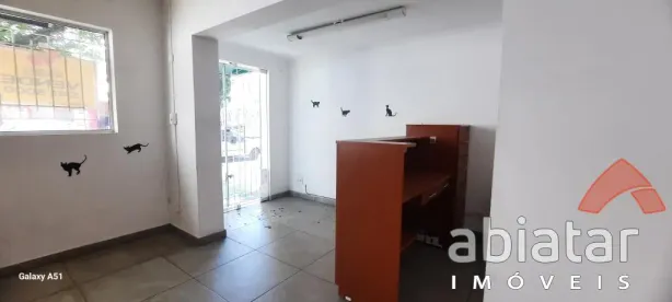 Casa Comercial com 1 Quarto para venda ou aluguel, 185m² no Jardim Maria Rosa, Taboão da Serra