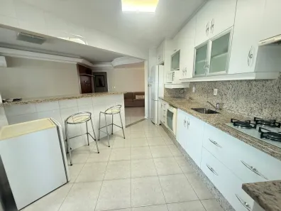 Apartamento com 3 Quartos à venda, 120m² no Centro, Balneário Camboriú