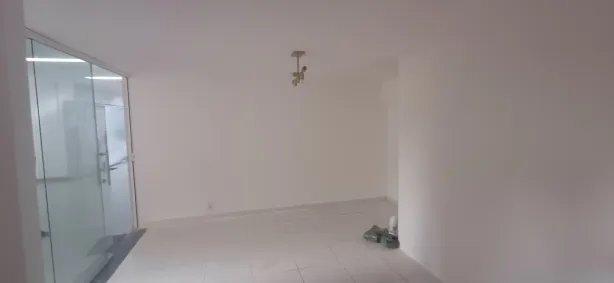 Loja / Salão / Ponto Comercial para alugar, 50m² no Centro, Macaé