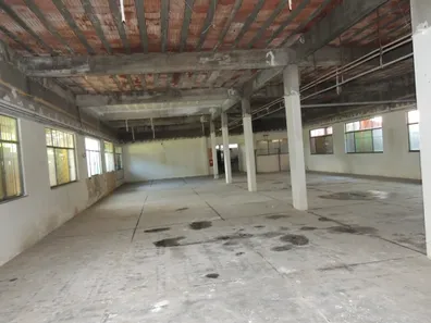 Prédio Inteiro à venda, 600m² no Papucaia, Cachoeiras de Macacu
