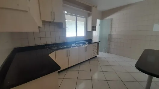 Apartamento com 3 Quartos para alugar, 90m² no Velha Central, Blumenau